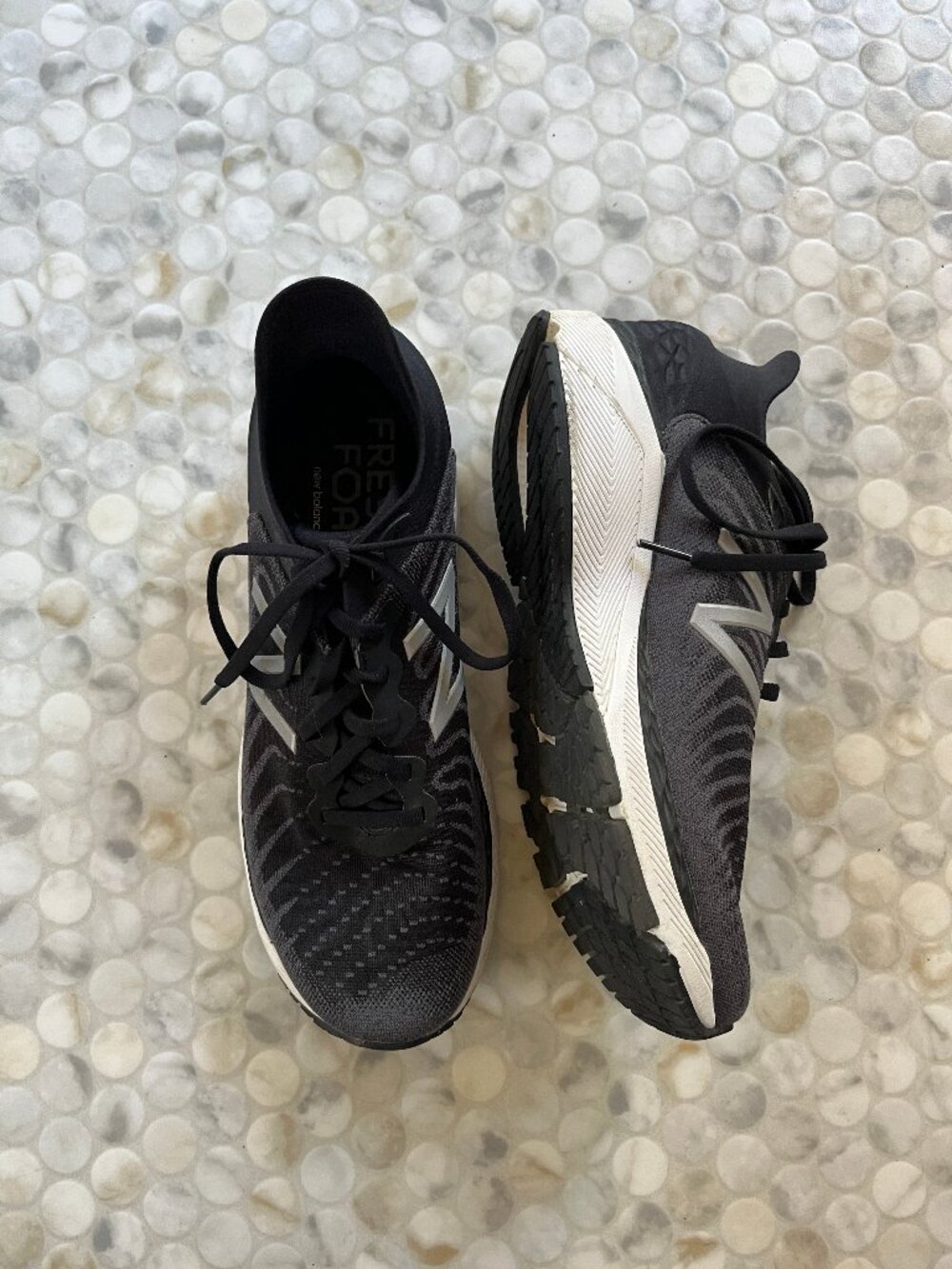 NEW BALANCE Fresh Foam Women's Black & White Running Shoes (W860B11) - Size 11